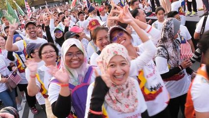 10,000 participants come together for #AnakAnakMalaysia Walk