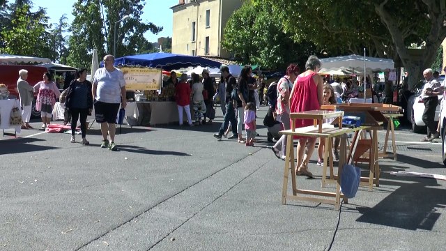 Alpes de Haute-Provence : Au fourneau pour la fête du pain de Château-Arnoux Saint-Auban