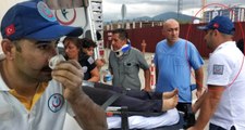 Saldırıya Uğrayan 112 Personeli, Kendi Acısını Unutup Yaralıları Hastaneye Taşıdı