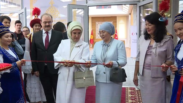 - Emine Erdoğan, Kırgızistan’ta Cengiz Aymatov Salonu’nun açılış törenine katıldı