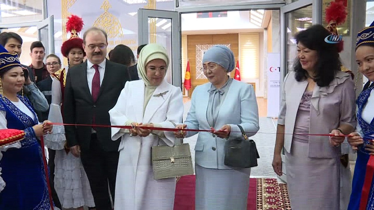 - Emine Erdoğan, Kırgızistan’ta Cengiz Aymatov Salonu’nun açılış törenine katıldı