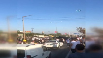 Üst Geçit İsteyen Mahalleli Yolu Trafiğe Kapattı