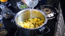 Aloo Curry For Poori recipe in Hindi - आलू करी फॉर पूरी रेसिपी इन हिन्दी