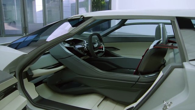 Audi PB18 e-tron - Interior Exterior and Drive 2020