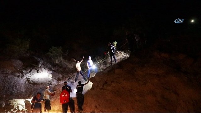 Bolu’da, uçurumda mahsur kalan kadın 12 saatte kurtarılabildi