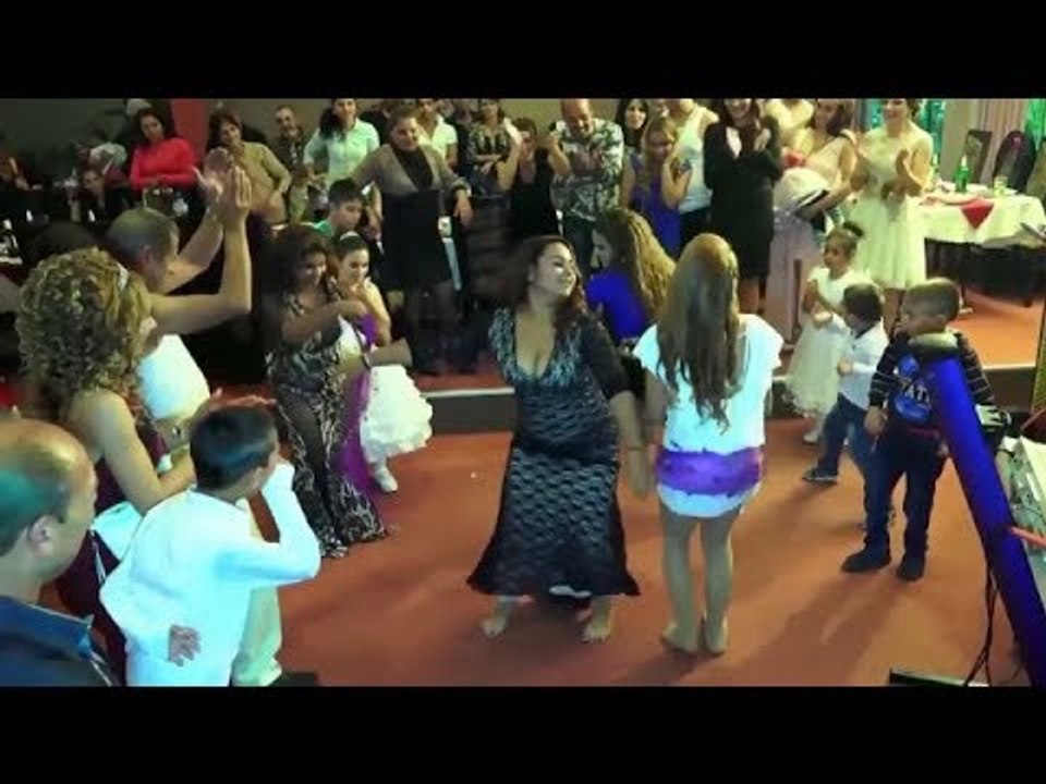 رقص في عرس فيه بنات حلوين شعبي نايضة