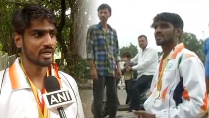 Para Athlete Manmohan Singh Lodhi इस मजबूरी की वजह से मांग रहे सड़कों पर भीख | वनइंडिया हिंदी
