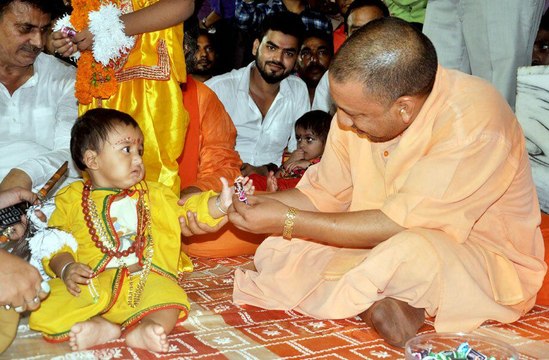 Janmashtami 2018 II CM Yogi Adityanath visits Gorakhnath temple on the occasion of Janmashtami