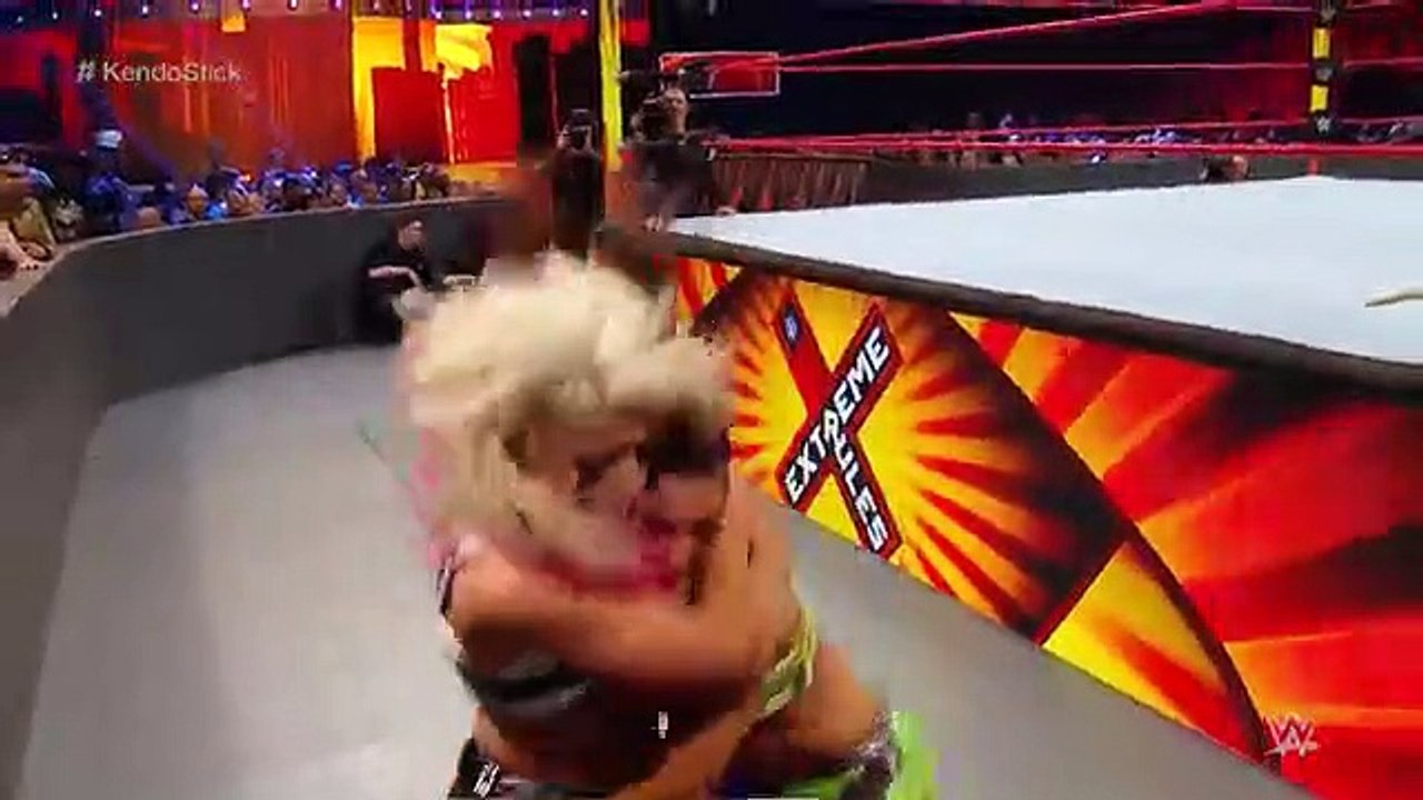 Bliss vs. Bayley - Raw Women's Title Kendo Stick on a Pole Match- Extreme Rules 2017