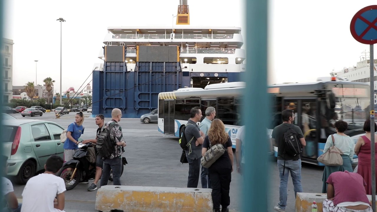 Τι λένε οι ναυτεργάτες για την απεργία της ΠΝΟ...