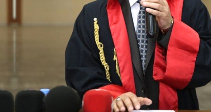 Eski Cumhuriyet Savcısı, Çöplükte Kafasından Vurulmuş Halde Bulundu