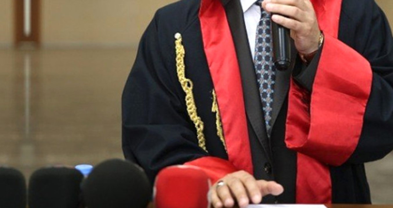 Eski Cumhuriyet Savcısı, Çöplükte Kafasından Vurulmuş Halde Bulundu