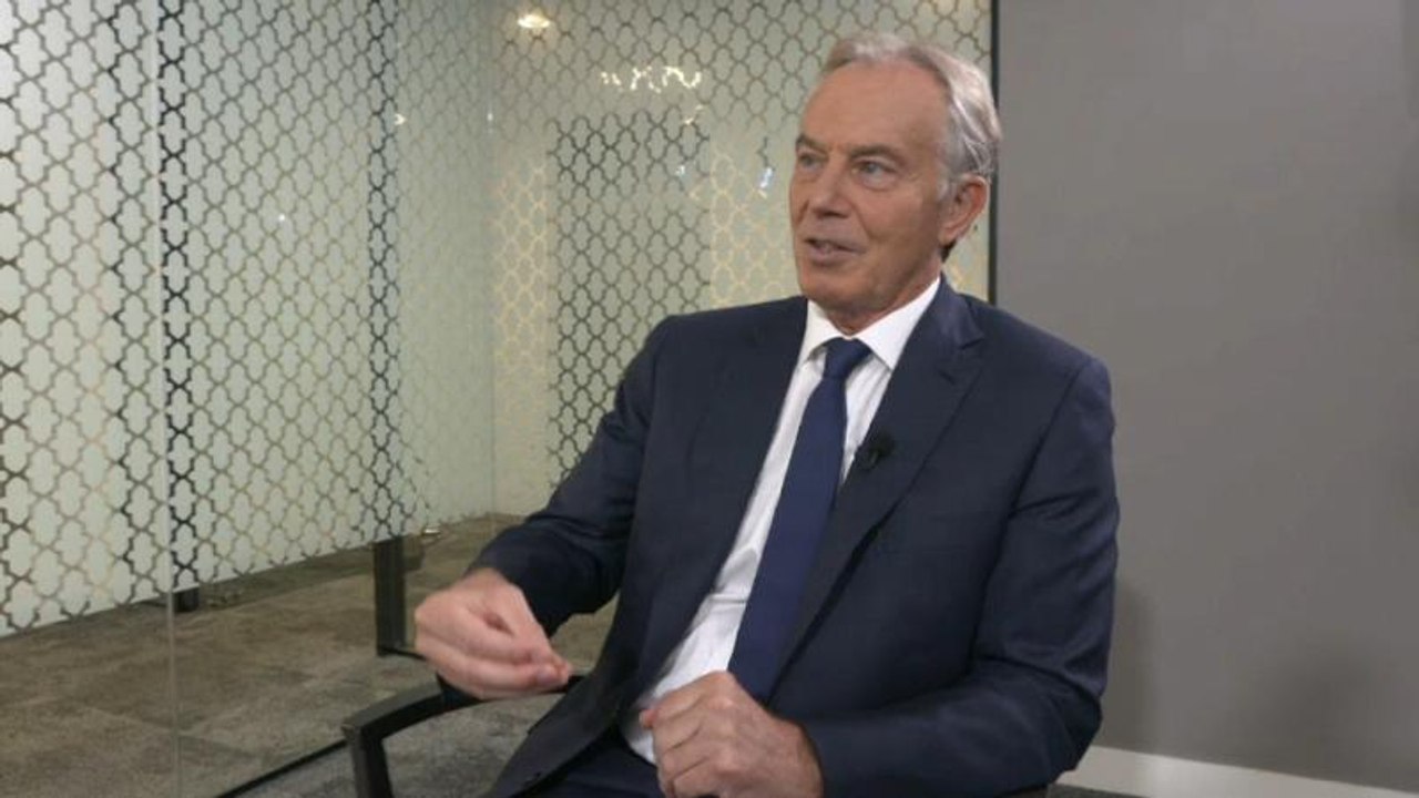 Tony Blair: 'Mays Brexit-Plan vereint 'schlechteste Seiten beider Welten' (exklusiv auf euronews)