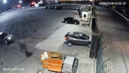 Film Sahnelerini Aratmayan Oto Hırsızlığı