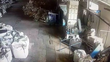 Aynı fabrikaya ikinci kez girince yakalandılar