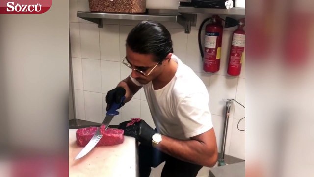 Nusret eti tuzlamayı geçti artık 'altın'lıyor!