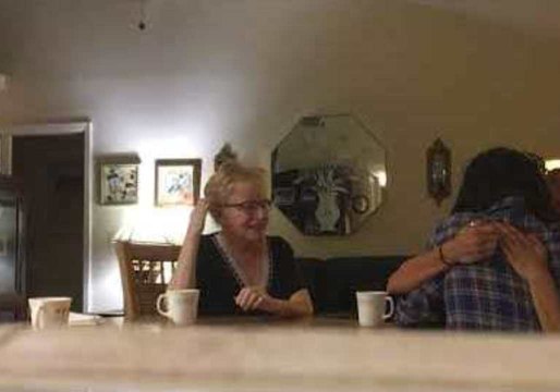 Guy Hides Ring in Girlfriend's Mug for Pre-tea Adorable Marriage Proposal