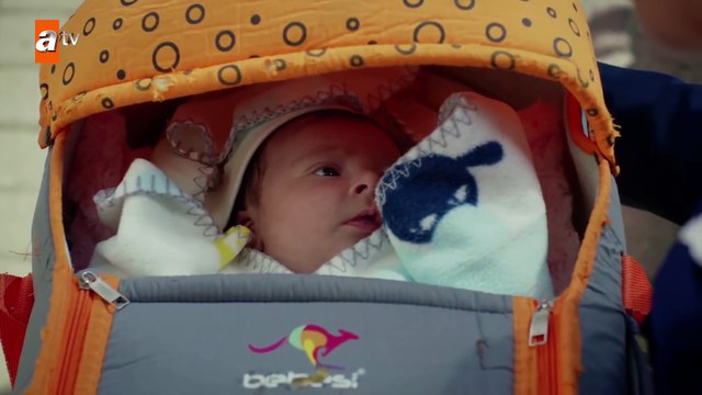 Erkekler, bebek bakıcısı olursa! - Kırgın Çiçekler 56.Bölüm