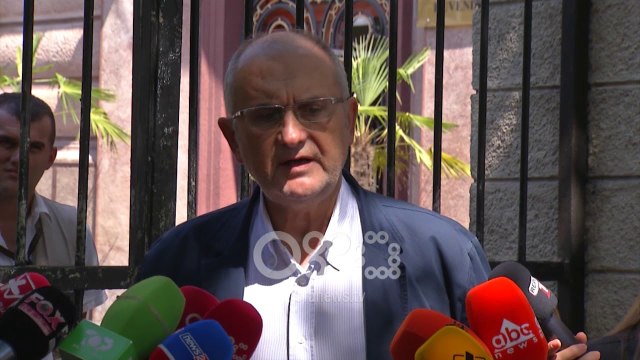 Ora News - Debate në konferencën e kryetarëve, ligji për teatrin shtyhet më 20 shtator