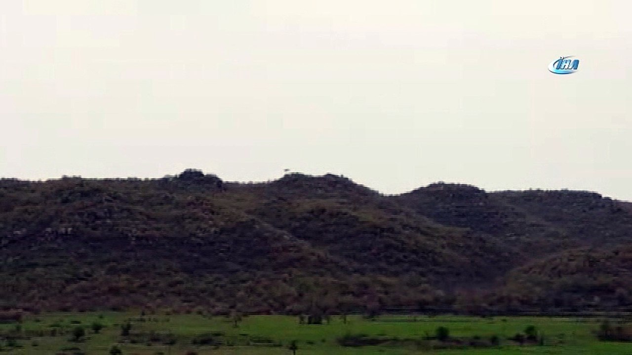 Diyarbakır’ın Lice ve Hazro ilçelerine bağlı 6 köyde sabah saatlerinde sokağa çıkma yasağı ilan edilmesiyle birlikte başlatılan ve 2 teröristin etkisiz hale getirildiği operasyon genişletildi. Operasyon kapsamına alınan Lice ve Hani ilçe