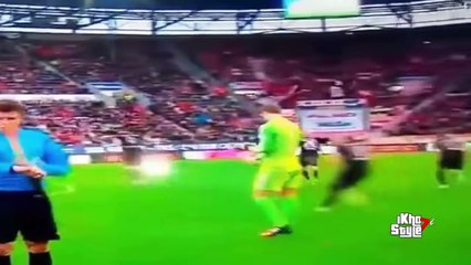 مقاطع كرة قدم مضحكة هههههههههه