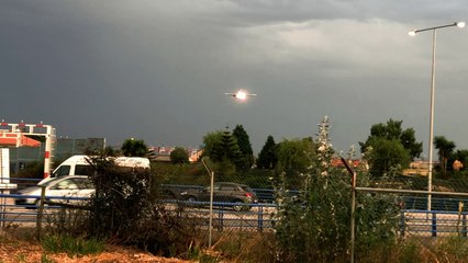 Plane Landings at Porto Airport