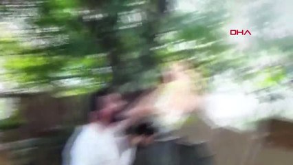 İstanbul Polisi Görünce Uyuşturucuyu Binadan Aşağı Attılar