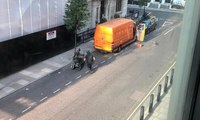 Londra'da BBC önünde şüpheli araç alarmı