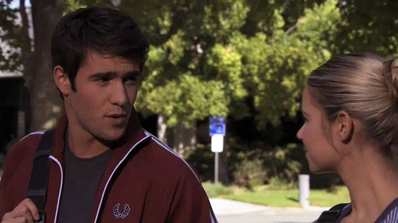 Make It or Break It - S 2 E 14 - Life Of Death