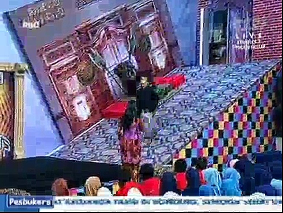 Kedekatan Jessica Iskandar dengan Vicky di Pesbukers Bagian 1