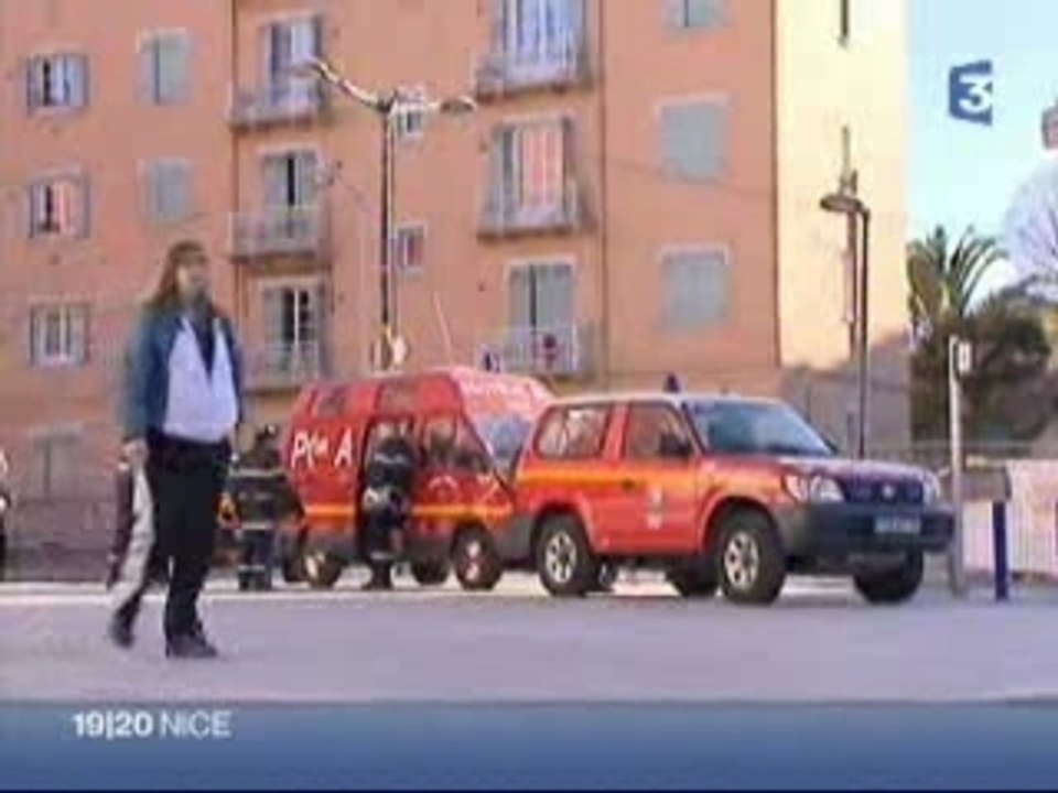 Evacuation du campus en grève