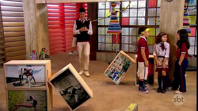 Guilherme briga com Luca Tuber no colégio | As Aventuras de Poliana