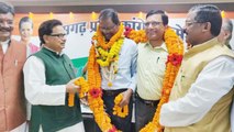 Chhattisgarh Election: Congress में शामिल हुए Raman Singh के करीबी दो रिटायर्ड IAS|वनइंडिया हिंदी