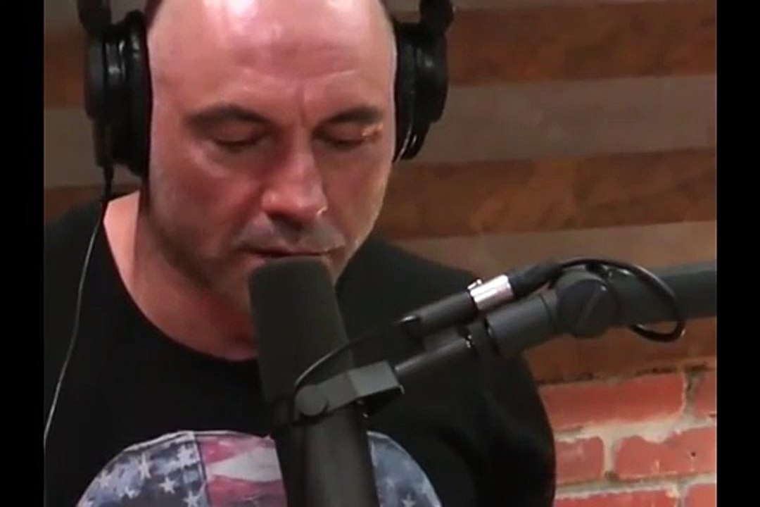 Jordan Peterson on the main way to get a good looking girlfriend W/ Joe Rogan