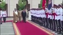 شاهد الاستقبال الرسمي للسيسي في البحرين على نغمات مسلسل رأفت الهجان بدل السلام الجمهوري !!