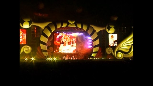 GLAY『SURVIVAL』EXPO 2001 IN TOKYO STADIUM HD_16