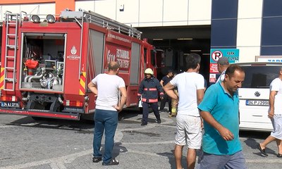 Bahçeşehir'de pazar yerinde yangın