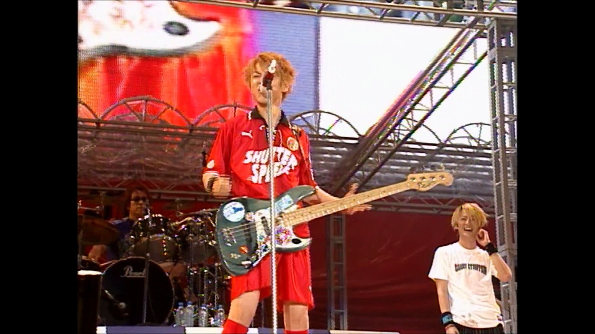 GLAY『JIRO on stage』EXPO 2001 IN TOKYO STADIUM HD_ - 動画 Dailymotion