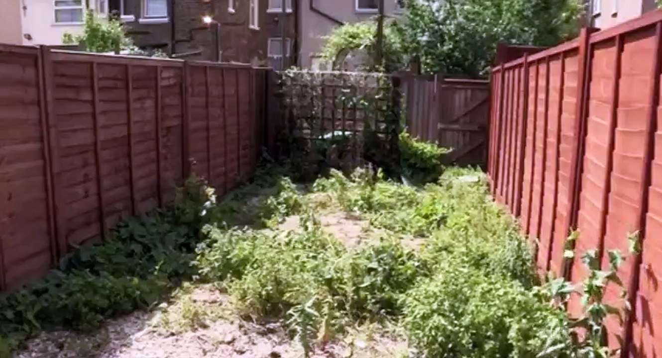Homes Under the Hammer S18 - Ep23 15th July, 2014 -. Part 02 HD Watch