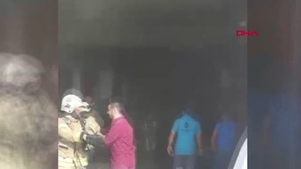 Bahçeşehir'de Pazar Yerinde Yangın Paniği Kamerada