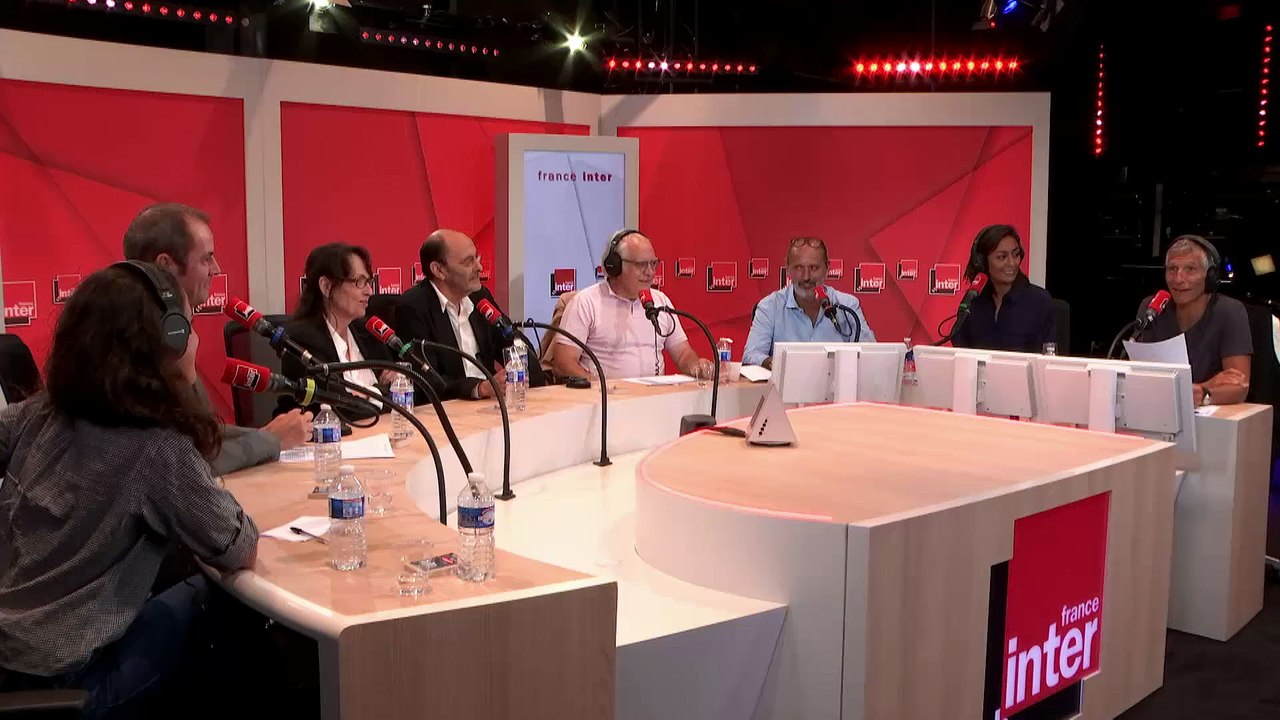 Une blanquette de veau à la tête de la République - Tanguy Pastureau maltraite l'info