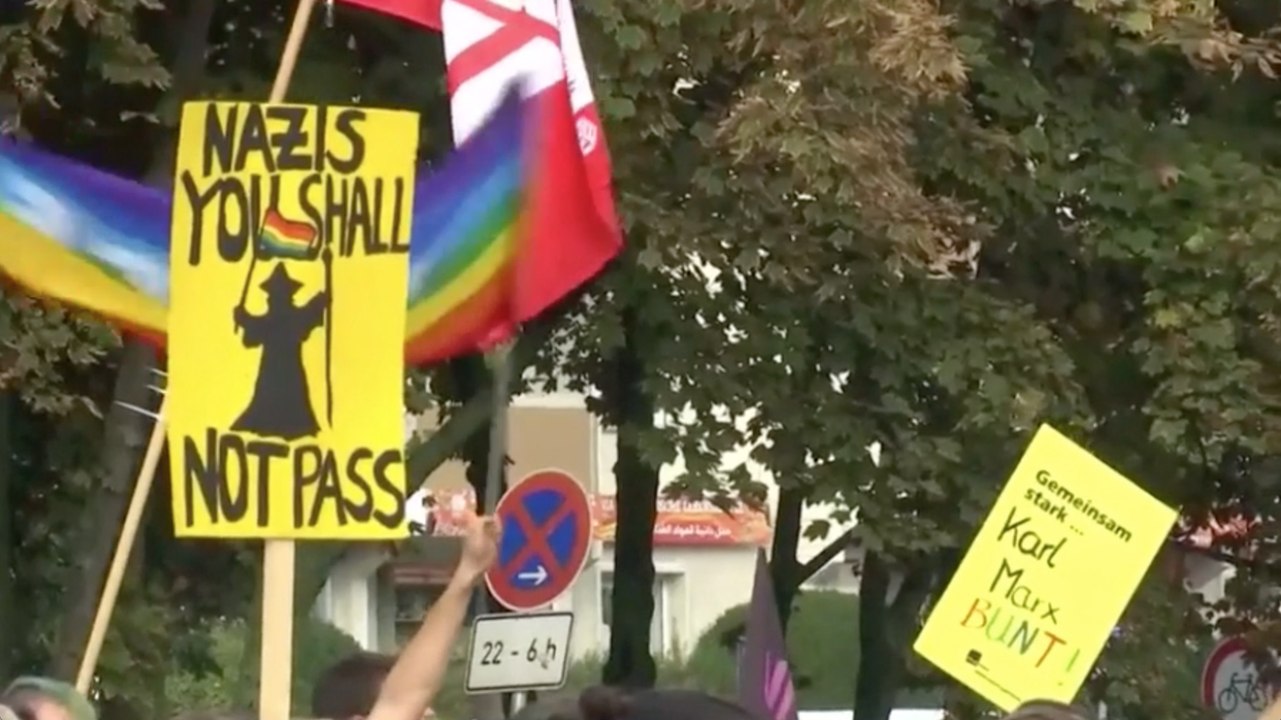 Thousands Peacefully Attend Anti-Racism Concert In East Germany