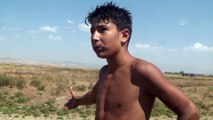 Sıcaktan bunalan çocuklar Karasu'da serinliyor - MUŞ