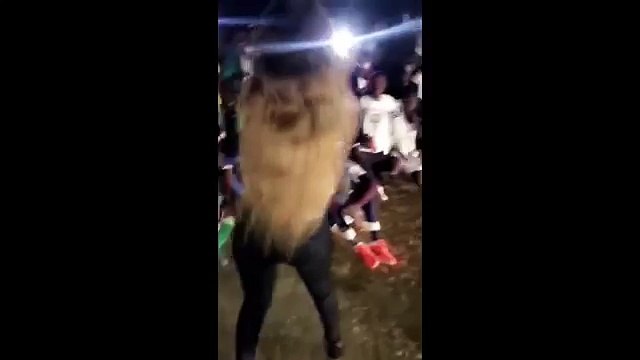 Fouta : Queen Biz accueillie comme une Reine