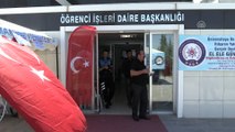Üniversiteye kayıt için gelen öğrenciler Türk bayraklarıyla karşılandı - ADIYAMAN