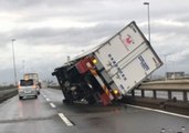 Trucks Upturned by Typhoon Jebi Winds in Osaka