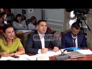 Braçe përplaset me Ahmetajn: Keni hequr fondet nga Bujqësia dhe Transporti, ministri: Mos më ndërpre