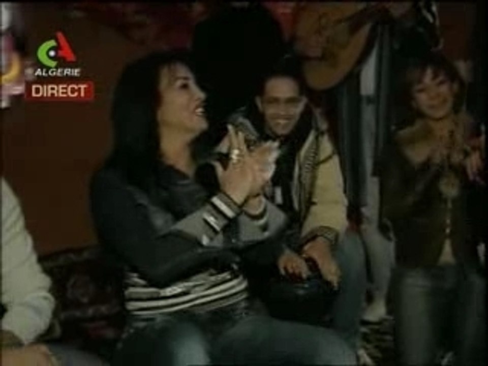 Laila Ghofrane : Alhane wa Chabab