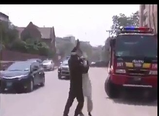 Old Man put him self in front of chief justice car