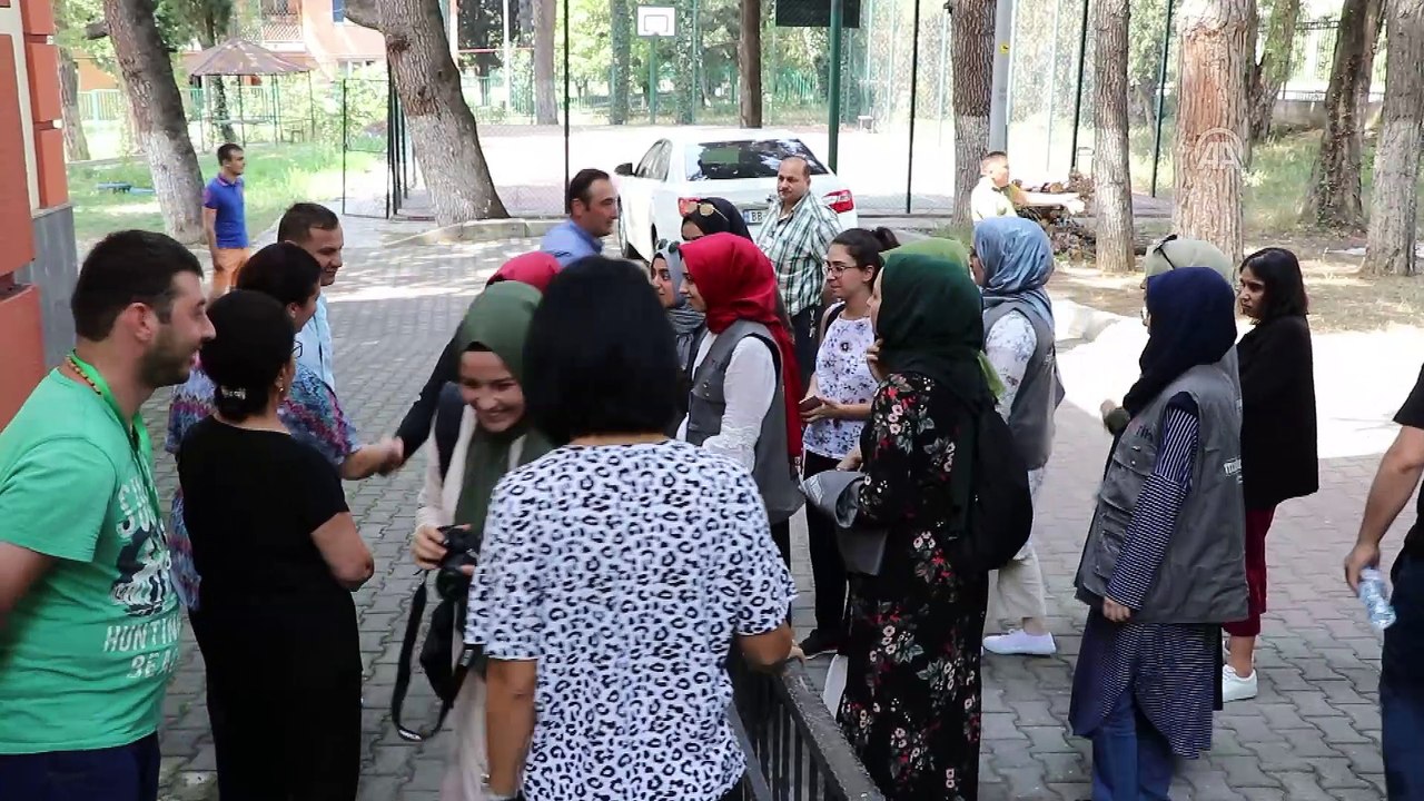 Gürcü engelli çocukların yüzü TİKA gönülleri ile güldü - TİFLİS